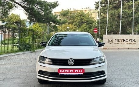 Volkswagen Jetta VI, 2015 год, 1 300 000 рублей, 10 фотография