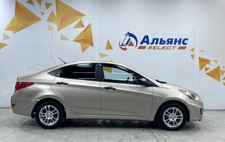 Hyundai Solaris II рестайлинг, 2013 год, 625 000 рублей, 2 фотография