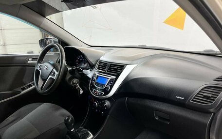 Hyundai Solaris II рестайлинг, 2013 год, 625 000 рублей, 12 фотография