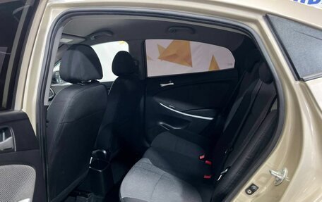 Hyundai Solaris II рестайлинг, 2013 год, 625 000 рублей, 24 фотография