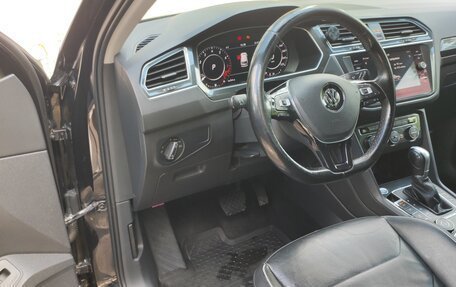 Volkswagen Tiguan II, 2017 год, 1 950 000 рублей, 9 фотография