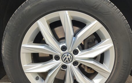 Volkswagen Tiguan II, 2017 год, 1 950 000 рублей, 13 фотография