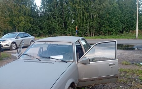 Opel Rekord E, 1983 год, 65 000 рублей, 5 фотография