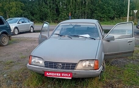 Opel Rekord E, 1983 год, 65 000 рублей, 4 фотография