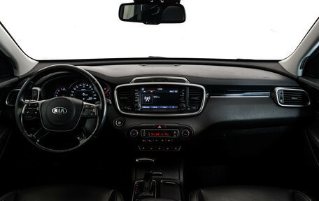 KIA Sorento III Prime рестайлинг, 2018 год, 2 349 000 рублей, 11 фотография
