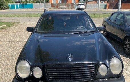 Mercedes-Benz E-Класс, 1995 год, 265 000 рублей, 8 фотография