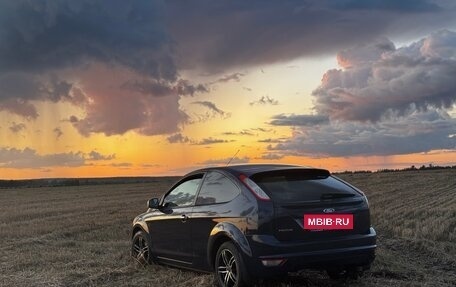 Ford Focus II рестайлинг, 2011 год, 700 000 рублей, 2 фотография