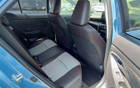 Toyota Yaris Cross, 2022 год, 1 750 000 рублей, 15 фотография