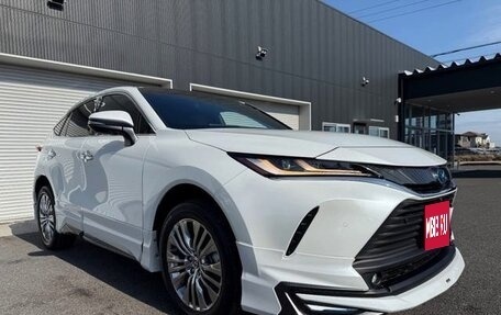 Toyota Harrier, 2022 год, 2 376 000 рублей, 7 фотография