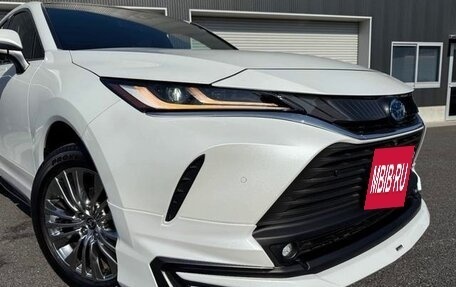 Toyota Harrier, 2022 год, 2 376 000 рублей, 8 фотография