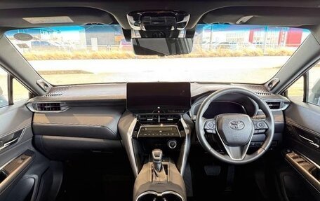 Toyota Harrier, 2022 год, 2 376 000 рублей, 21 фотография