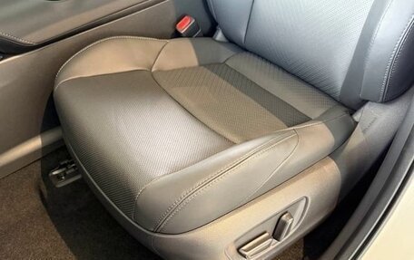 Toyota Harrier, 2022 год, 2 376 000 рублей, 37 фотография
