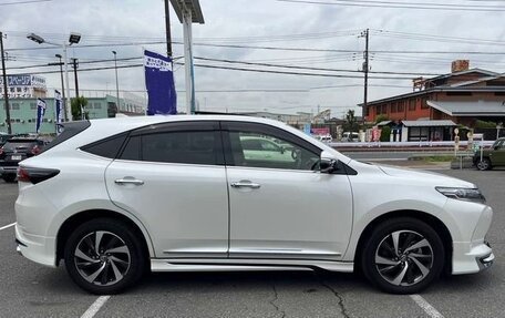Toyota Harrier, 2020 год, 2 076 000 рублей, 6 фотография