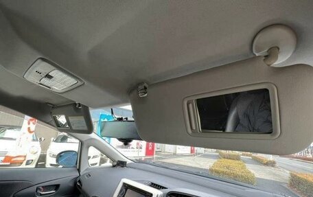 Toyota Wish II, 2017 год, 1 106 000 рублей, 16 фотография