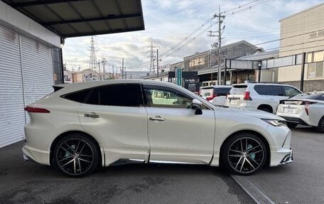 Toyota Harrier, 2022 год, 2 186 000 рублей, 7 фотография
