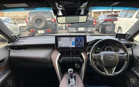 Toyota Harrier, 2022 год, 2 186 000 рублей, 16 фотография