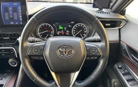 Toyota Harrier, 2022 год, 2 186 000 рублей, 17 фотография