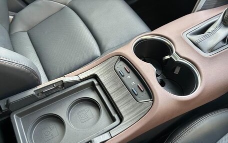 Toyota Harrier, 2022 год, 2 186 000 рублей, 29 фотография