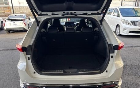 Toyota Harrier, 2022 год, 2 186 000 рублей, 38 фотография