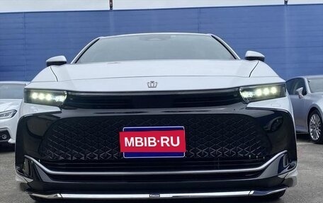 Toyota Crown, 2023 год, 3 799 099 рублей, 8 фотография