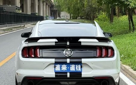 Ford Mustang VI рестайлинг, 2022 год, 2 350 333 рублей, 8 фотография