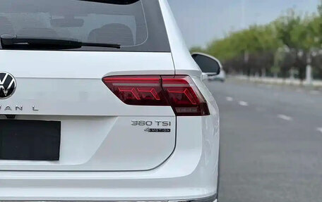 Volkswagen Tiguan II, 2022 год, 2 950 099 рублей, 4 фотография