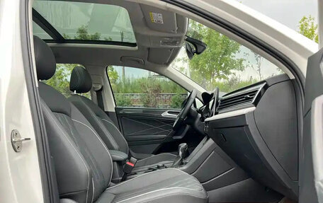 Volkswagen Tiguan II, 2022 год, 2 950 099 рублей, 17 фотография