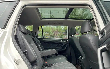 Volkswagen Tiguan II, 2022 год, 2 950 099 рублей, 16 фотография