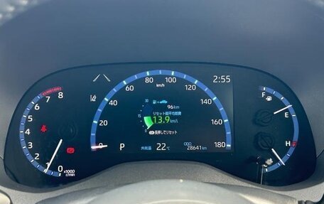 Toyota Yaris Cross, 2021 год, 1 248 000 рублей, 19 фотография