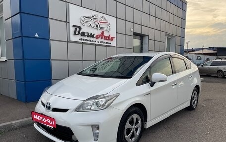 Toyota Prius, 2012 год, 1 197 000 рублей, 2 фотография