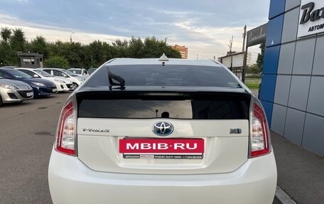 Toyota Prius, 2012 год, 1 197 000 рублей, 6 фотография