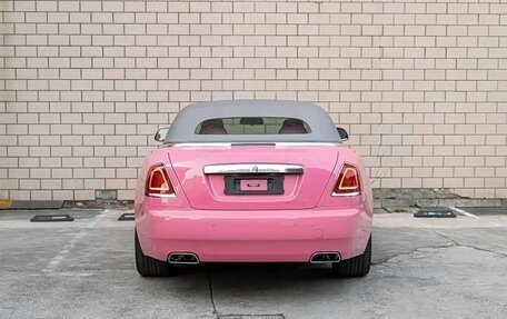 Rolls-Royce Dawn, 2021 год, 32 000 000 рублей, 5 фотография