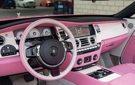 Rolls-Royce Dawn, 2021 год, 32 000 000 рублей, 11 фотография