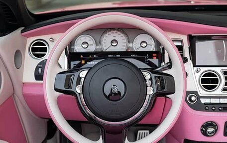 Rolls-Royce Dawn, 2021 год, 32 000 000 рублей, 12 фотография