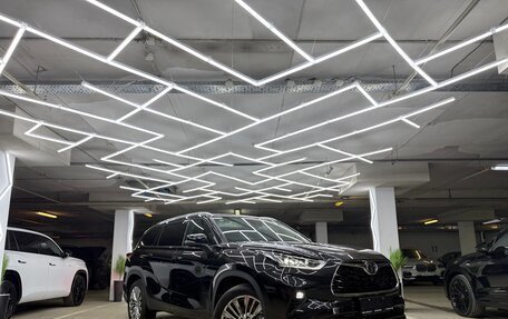 Toyota Highlander, 2025 год, 5 200 000 рублей, 2 фотография