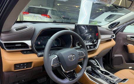 Toyota Highlander, 2025 год, 5 200 000 рублей, 22 фотография
