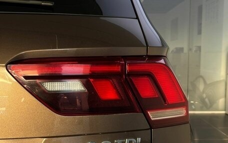Volkswagen Tiguan II, 2018 год, 2 299 000 рублей, 12 фотография