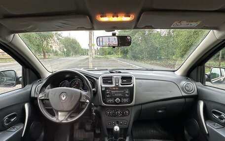 Renault Logan II, 2016 год, 805 000 рублей, 8 фотография