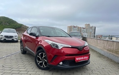 Toyota C-HR I рестайлинг, 2022 год, 2 100 000 рублей, 1 фотография