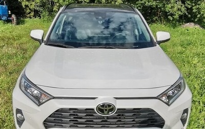 Toyota RAV4, 2021 год, 3 800 000 рублей, 1 фотография