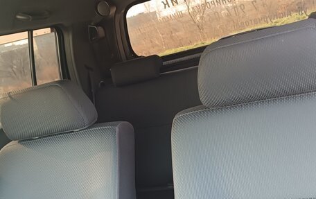 Toyota bB II рестайлинг, 2006 год, 540 000 рублей, 27 фотография