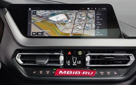 BMW 1 серия, 2022 год, 3 100 777 рублей, 10 фотография