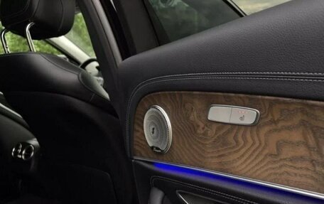 Mercedes-Benz E-Класс, 2017 год, 4 499 999 рублей, 25 фотография