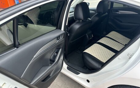 Mazda 6, 2021 год, 2 600 000 рублей, 13 фотография