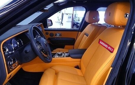 Rolls-Royce Cullinan, 2022 год, 35 550 776 рублей, 4 фотография