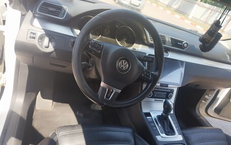Volkswagen Passat CC I рестайлинг, 2011 год, 1 000 000 рублей, 11 фотография