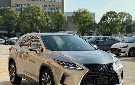 Lexus RX IV рестайлинг, 2022 год, 3 980 000 рублей, 1 фотография