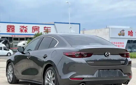Mazda 3, 2022 год, 1 890 000 рублей, 9 фотография