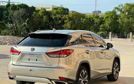Lexus RX IV рестайлинг, 2022 год, 3 980 000 рублей, 4 фотография