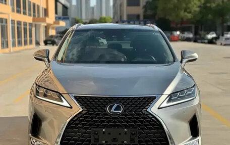 Lexus RX IV рестайлинг, 2022 год, 3 980 000 рублей, 2 фотография